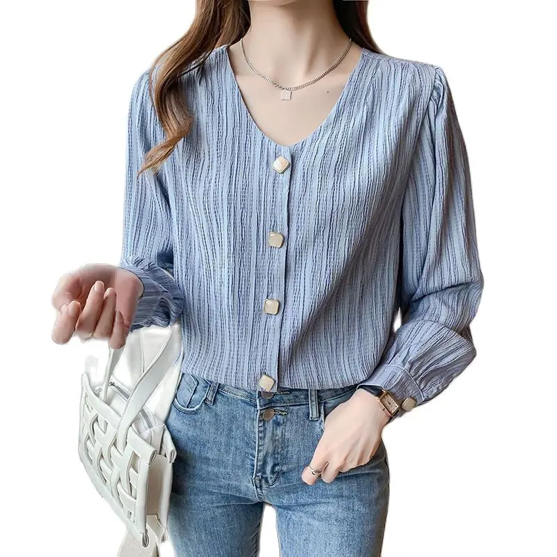 

French Vintage Autumn Women Shirts Long Sleeve All-Match Stripe V-Neck Loose Blouses Elegant Tops Blusas MM1125