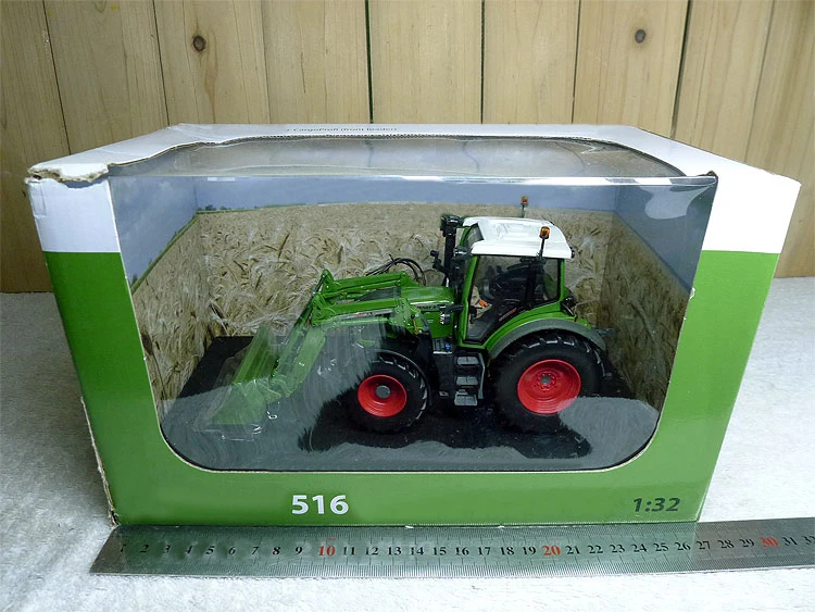 

fine rare 1:32 516v wwith 4x80 German tractor Agricultural vehicle model Limited edition collection model