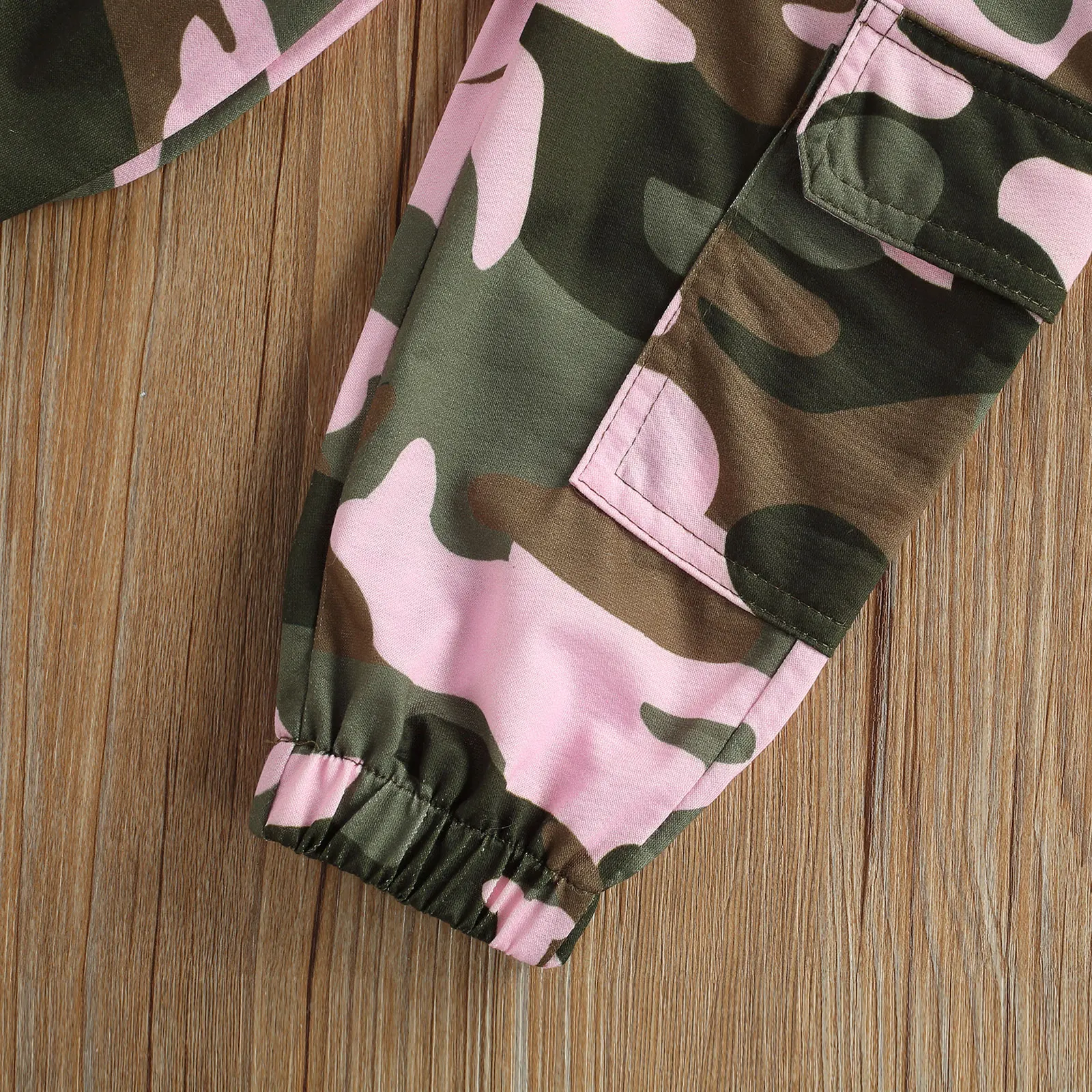 

Infant Kids Baby Girls 2Pcs Clothes Set, Sleeveless Letter Printed High Neck Halter Tops with Camouflage Printed Long Pants