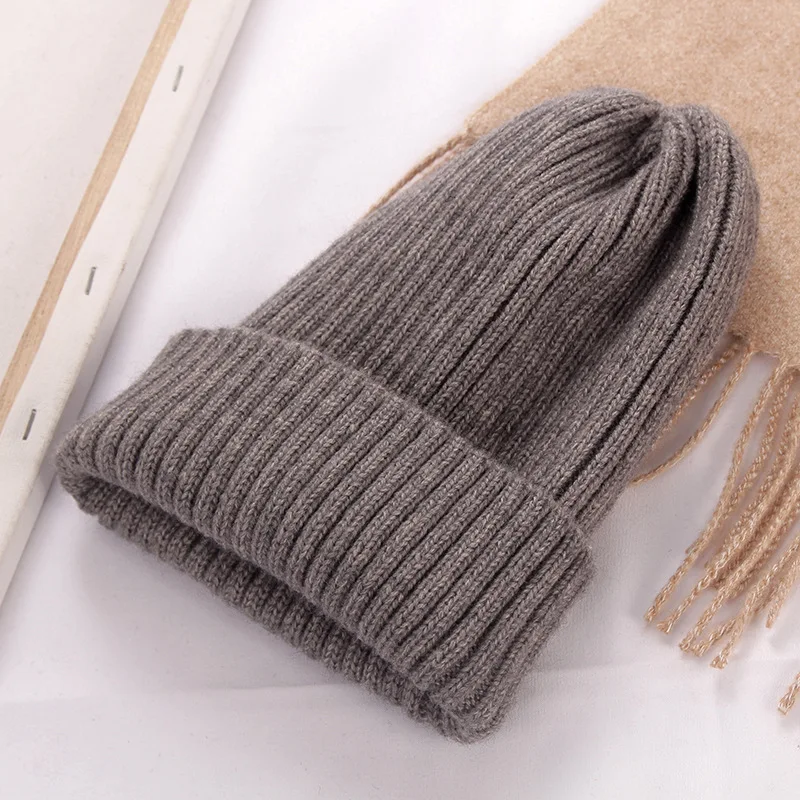 Шапка женская шерстяная вязаная зимняя ярких цветов | Аксессуары для одежды