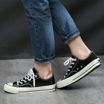 

Men Canvas Shoes 2020 New Spring Autumn Fashion Solid Color Men Vulcanized Shoes Lace-up White Casual Shoes Men Sneakers