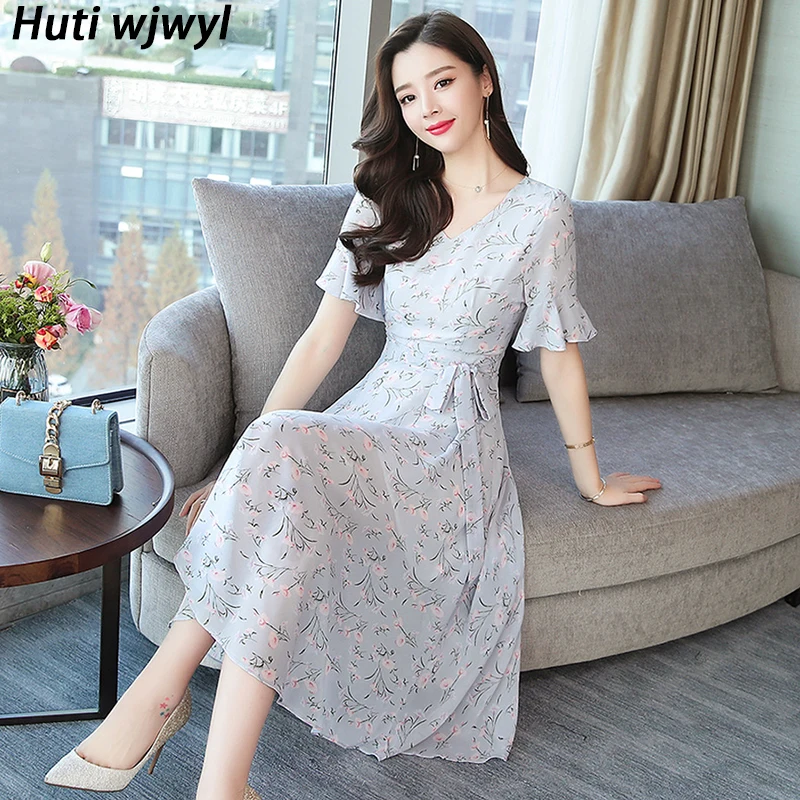 

2023 New Korean Vintage Boho Midi Dress Summer Floral Chiffon Beach Sundress Elegant Women Short Sleeve Party Chic Sexy Vestidos