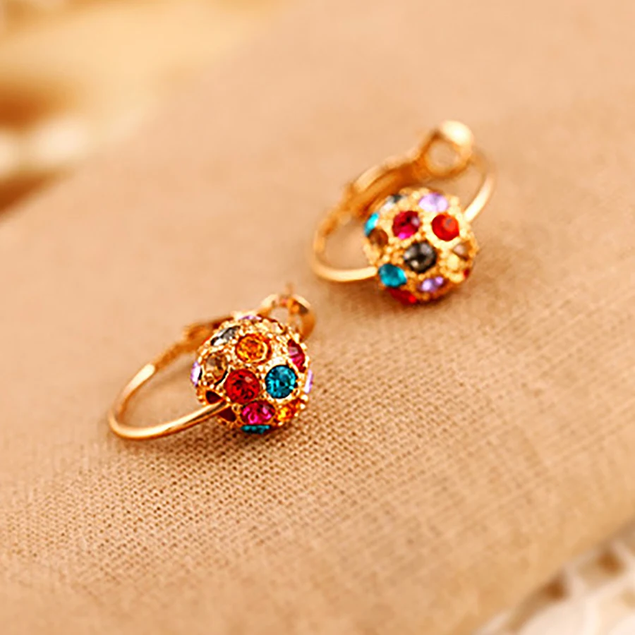 2021 нерегулярные сферические Подвесные серьги в виде колец красные стразы