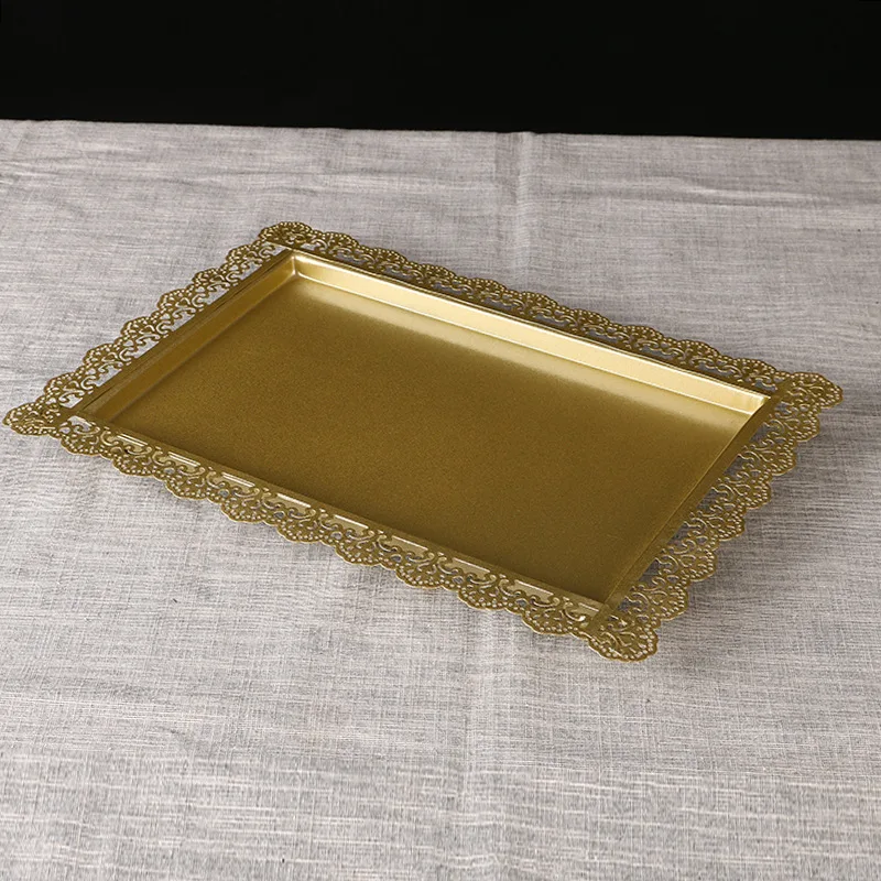 

European Style Cake Set with Lace and Handicraft Cake Rack Wedding Decoration 1 or 3 Tier Cupcake Display Gold Metal Cake Stand