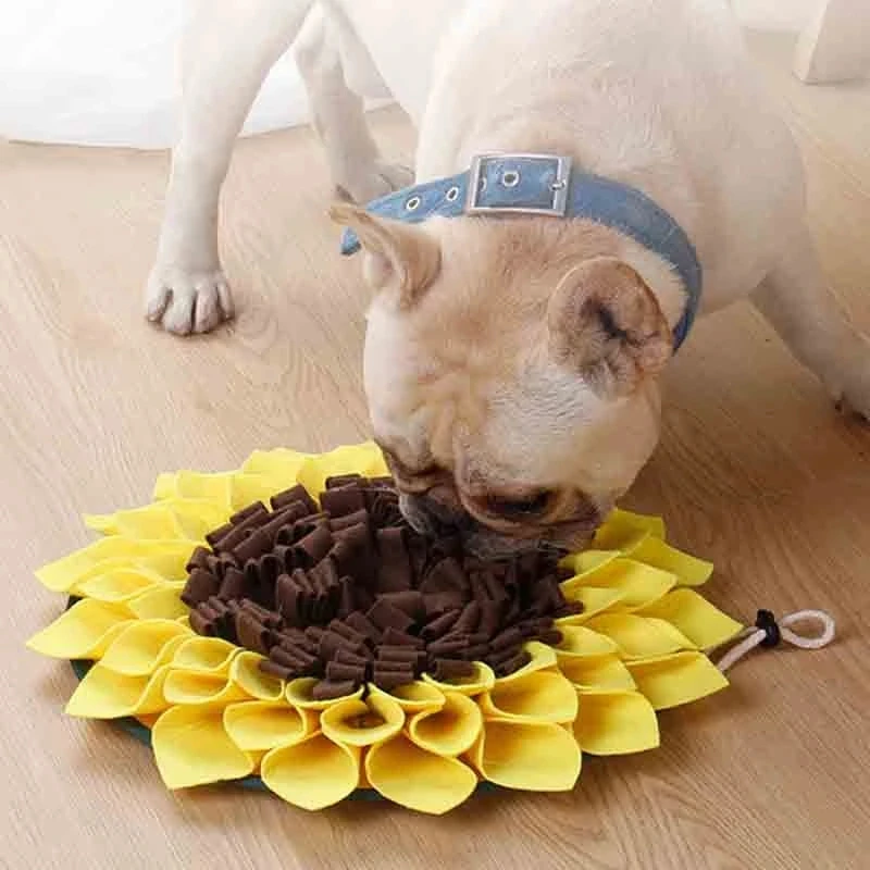 

Pet Sniffing Pad Bite-Resistant Slow Food Toy Dog and Cat Sniffing Pad Anti-Choking Sunflower Training Blanket