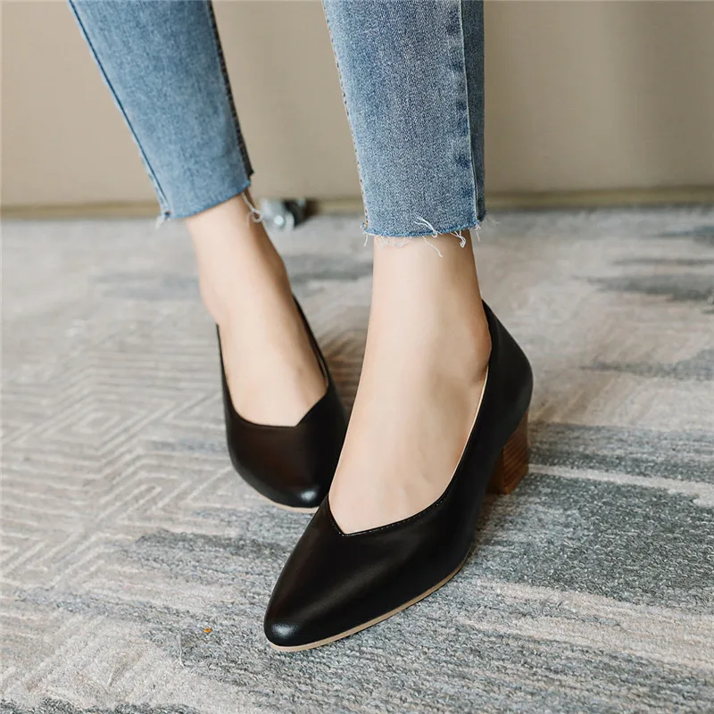 YMECHIC/весенние женские туфли-лодочки с острым носком Цвет зеленый желтый черный