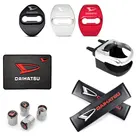 Автомобильный Стайлинг amblems клапанные колпачки для ремня безопасности для Daihatsu Terios Sirion Mira Materia Rocky YRV Feroza Charade аксессуары с логотипом