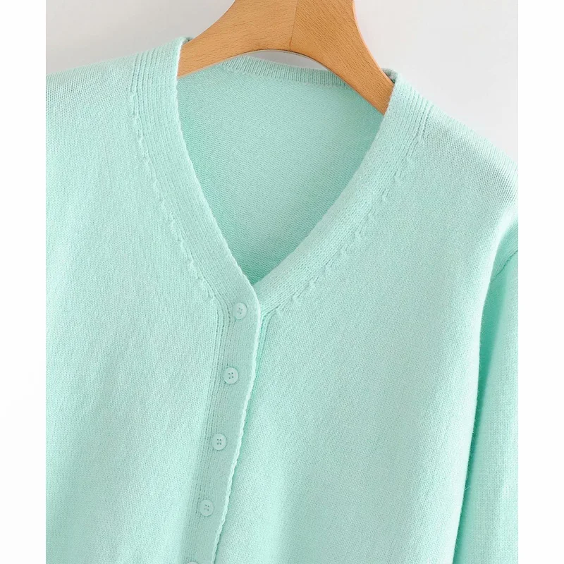 

Korean Style V-neck Long-sleeved Single-breasted Simple Solid Color Women's Sweater Harajuku College Style Female Cardigan