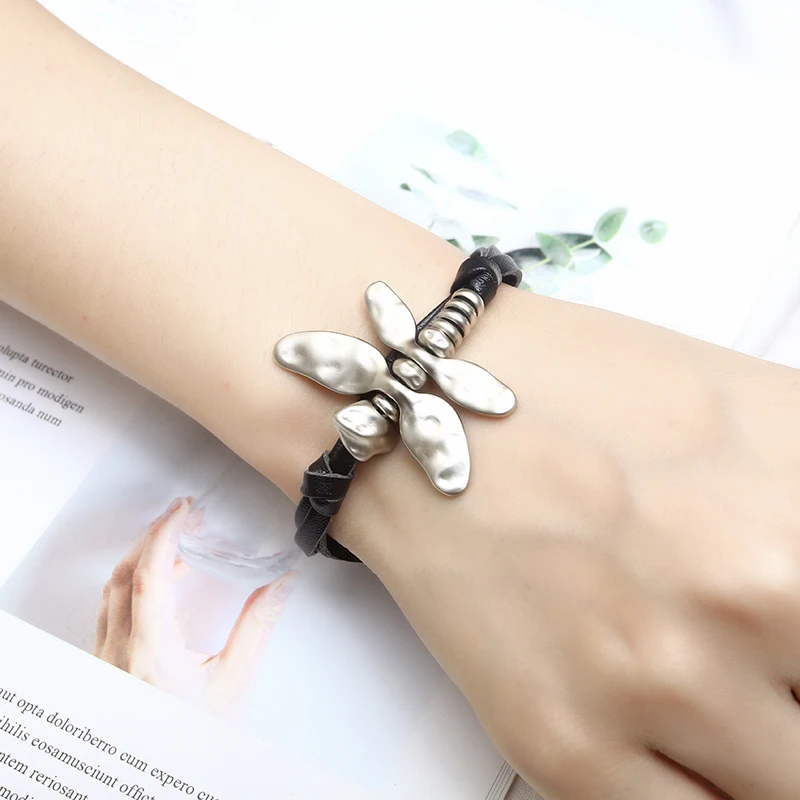 

Maple 2000 New Butterfly Leather Bracelet Women Zinc Alloy Black Fashion Beaded Bracelet Multilayer Jewelry Handmade Jewelry