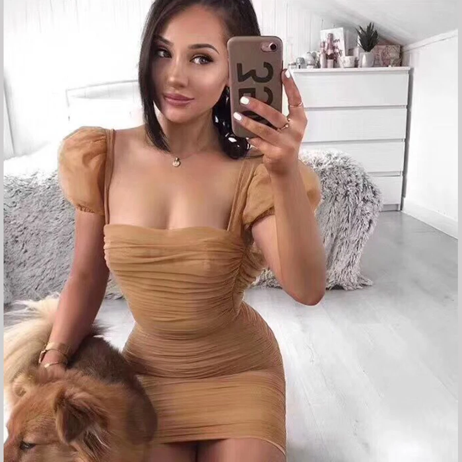 Женское элегантное сетчатое платье облегающее мини цвета хаки с коротким