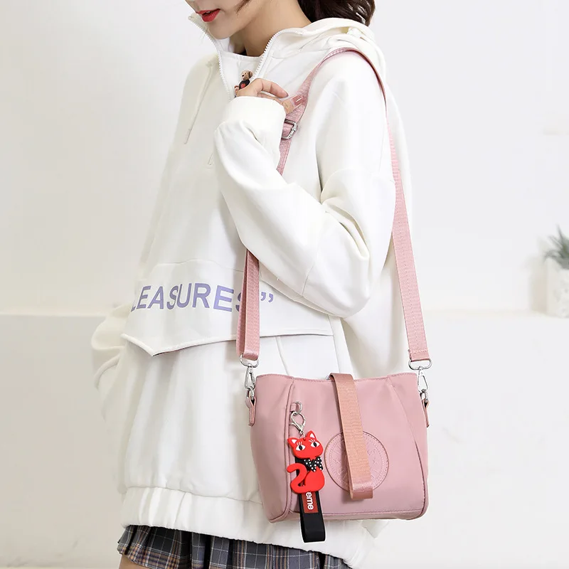 Брендовая дизайнерская нейлоновая женская сумка на плечо сумочка женский клатч