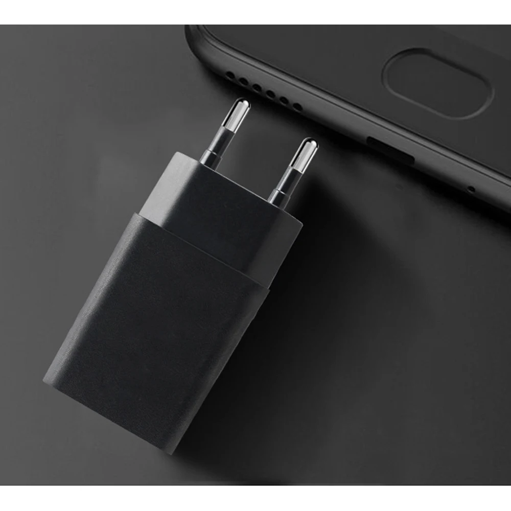 Универсальное зарядное устройство USB в европейском стиле для путешествий