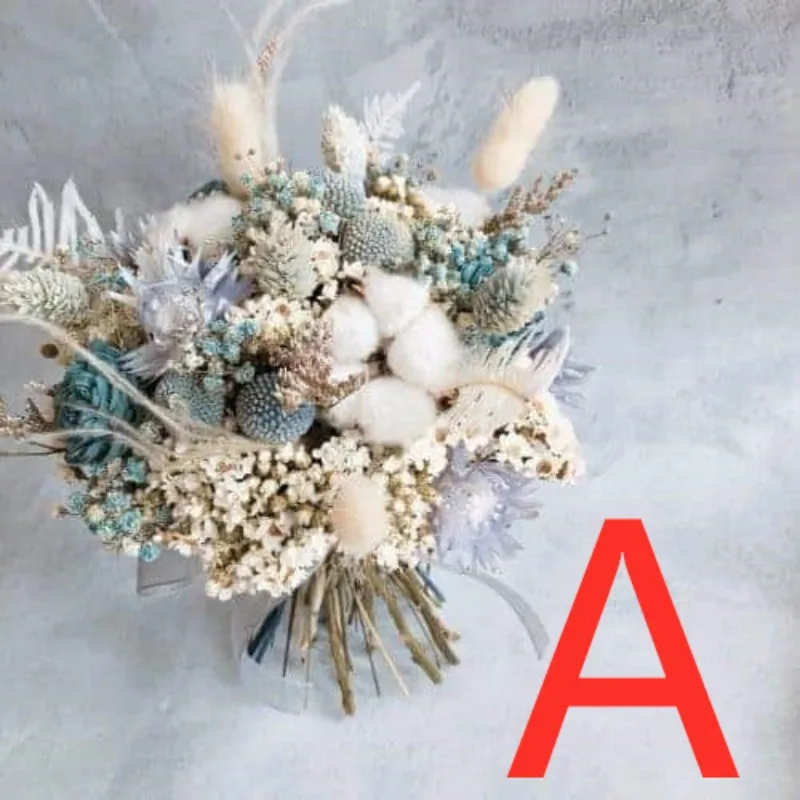 

Weddings and important occasions / Wedding accessories / Bridal bouquets M45270