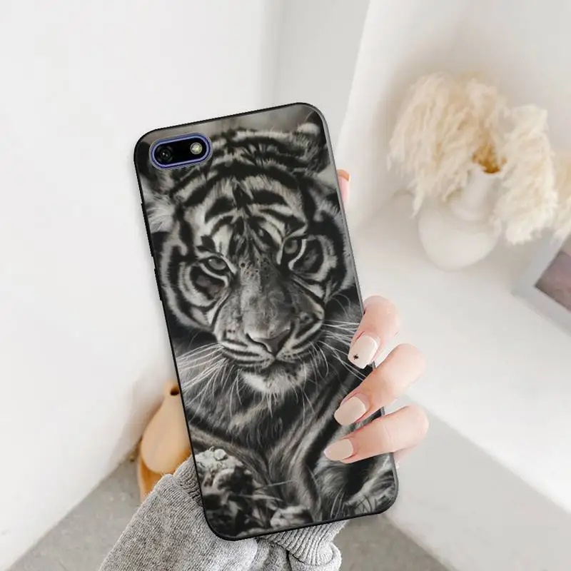 

The tiger Animal Phone Case For Redmi K 7 8 9 20 30 X A Pro Note 4 5 6 7 8 X A T Cover