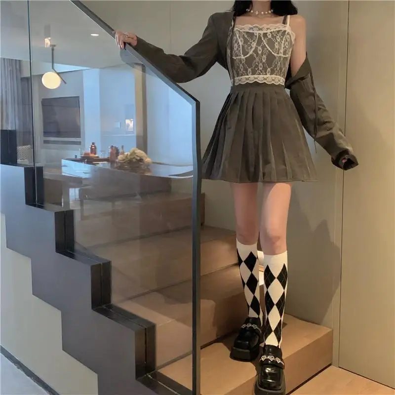

Suit women 2021 summer new Korean style suit jacket + lace sling + pleated sling dress three-piece suit Pleated mini skirt girl