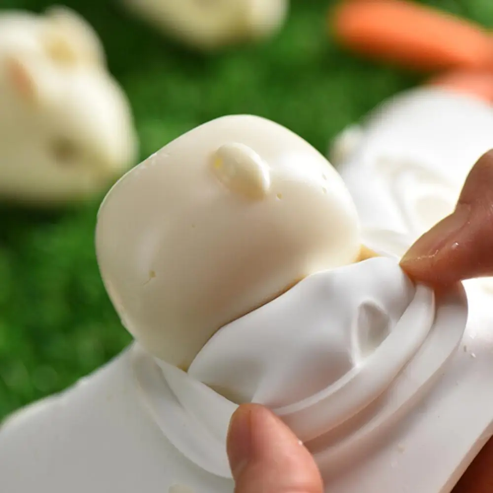 Забавная 3D милая маленькая свинья мусс с 6 отверстиями искусственная красная