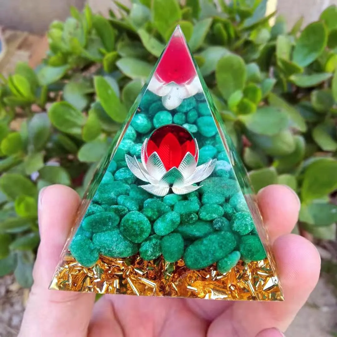 Orgonite Foreign Trade Aogen Pyramid Ornament Green Jade Stone Lotus Energy Pyramid Bring Good Luck