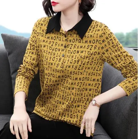 

Old style 2010 woman shirt