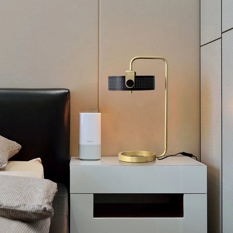 Noary золото черный металл Настольная лампа для отеля Спальня деко дома|Настольные