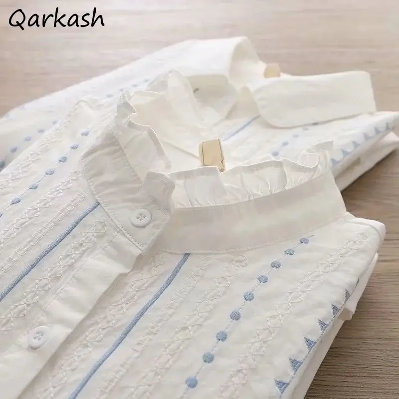 

White Shirts Women Spring Summer New Camisas Mujer Hot Sale Ins Embroidery Design Tops Leisure Clothes Fashion Teens Simple Soft