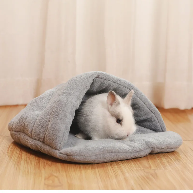 

Flip Flop Shape Hamter Sleeping Bed Cage Nest Small Animals Guinea Pig Chinchilla Squirrel Warm Soft Bed Supplies