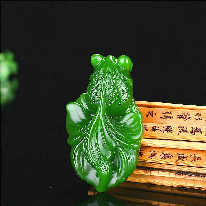 

GREEN JADE FISH PENDANT NECKLACE CHINESE HAND-CARVED CHARM GOLDFISH JEWELRY FASHION NATURAL ACCESSORIES FOR MEN WOMEN GIFTS