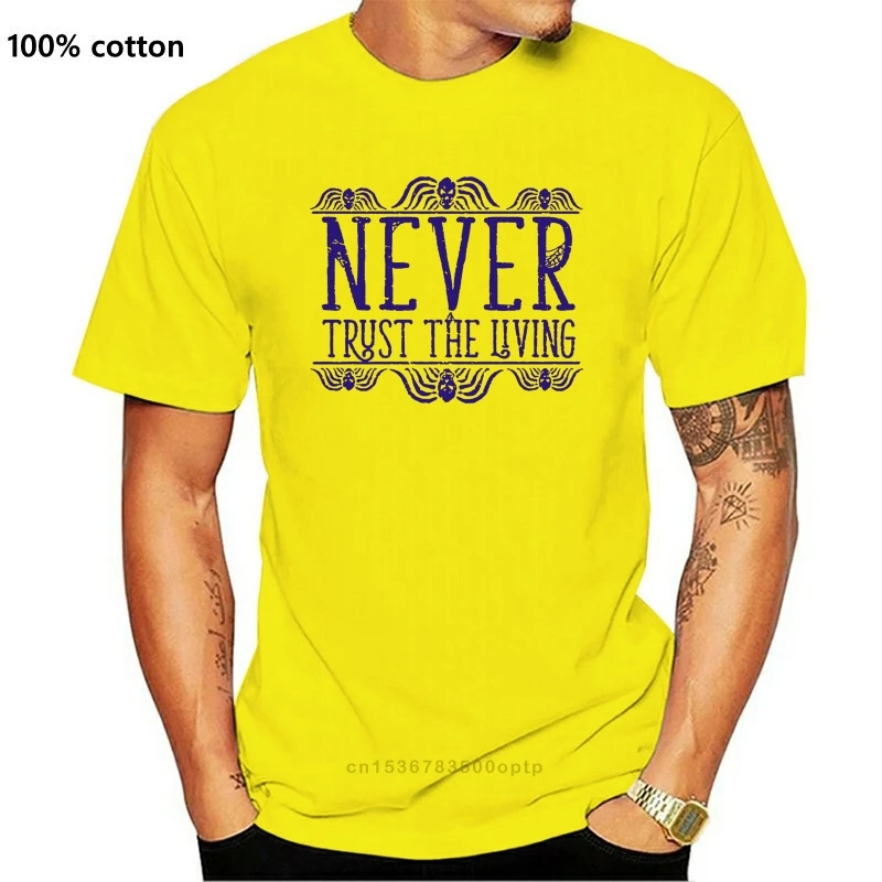 

Хлопковая футболка с надписью New Beetlejuice Nunca Trust The Living Camiseta