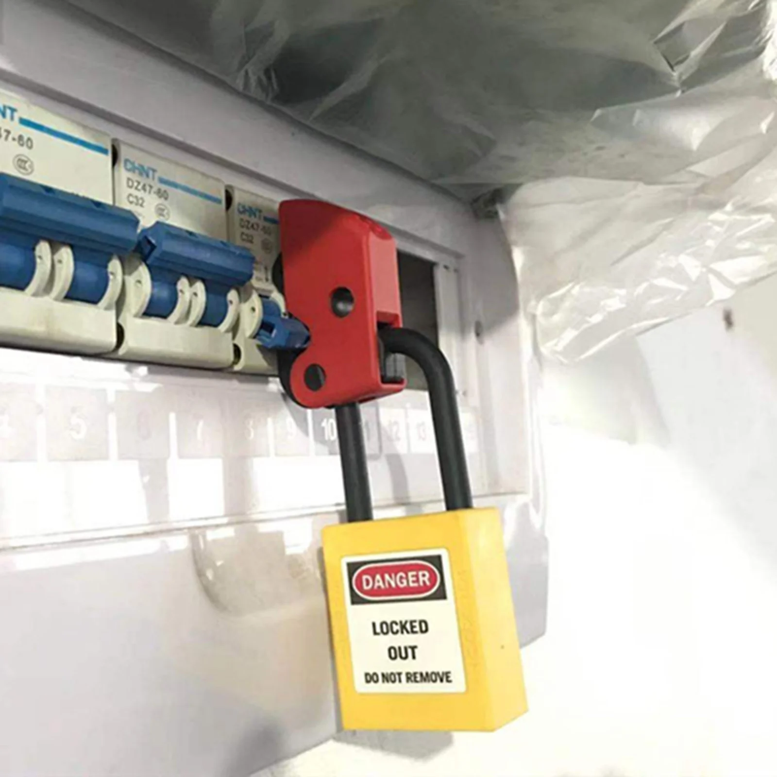 

Universal Miniature Circuit Breaker Lockout Screw Electrical Protection