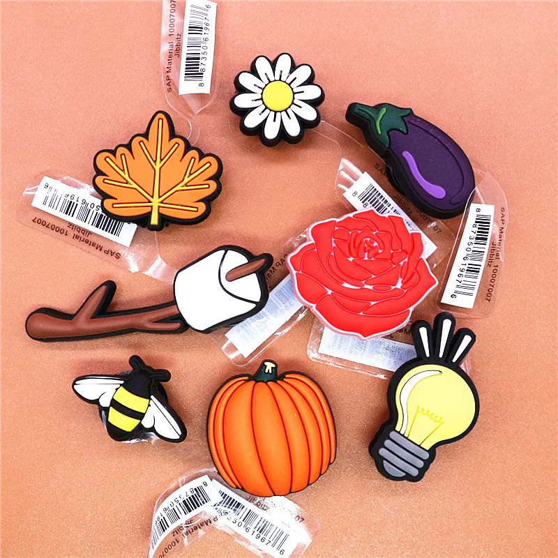 Novel Cute PVC Shoe Charms Accessories Eggplant Daisy Bee Flower Shoes Buckle Decorations fit Croc JIBZ Kids X-mas Party Gifts