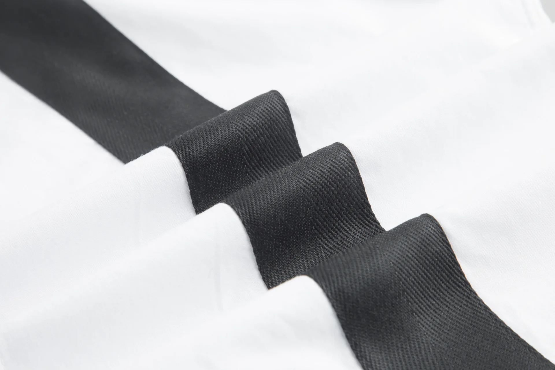 

Men's long-sleeved shirt with black and white webbing stitching with metal button at neckline shirts for men men luxury clothing