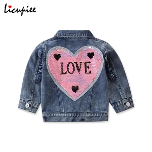 Детская джинсовая куртка, с отложным воротником, длинными рукавами, украшенная бисером, в форме сердца и блестками, для маленьких девочек, осень