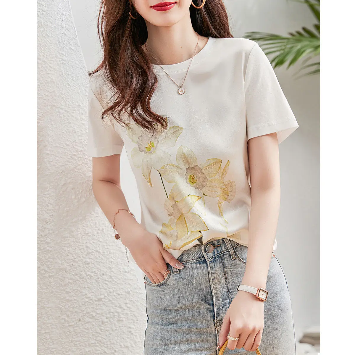 

Summer 2021 new women's loose T-shirt simple round neck versatile white print short sleeve T-shirt