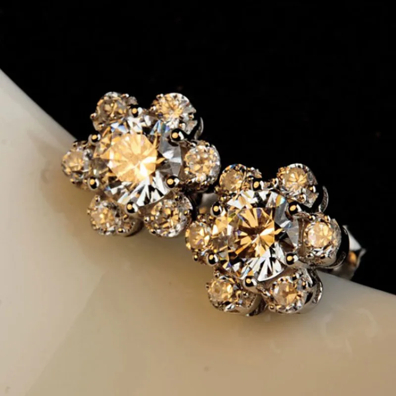 

Luxury Female Flower Crystal Stone Earrings Charm Silver Color Small Stud Earrings Cute White Zircon Wedding Earrings For Women