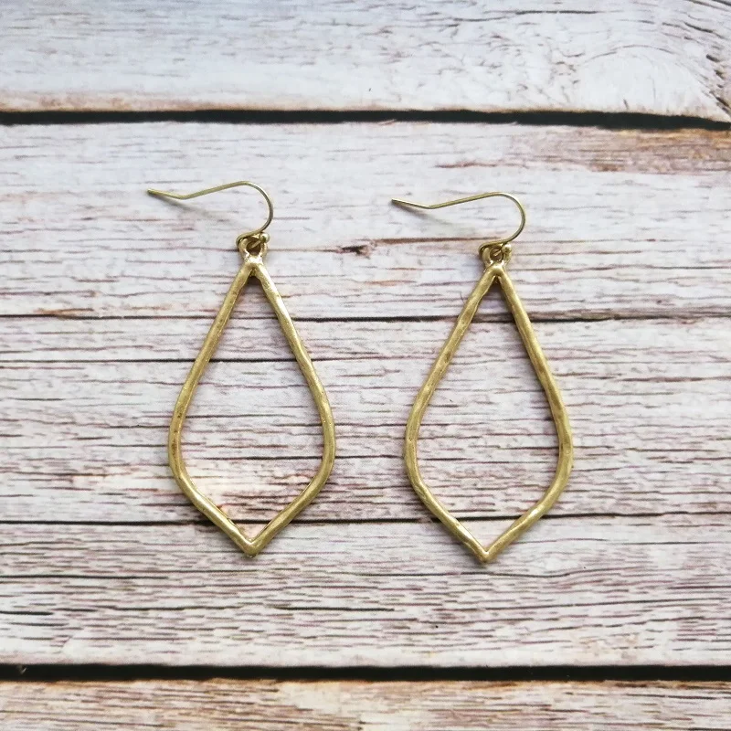 

ZWPON Hammered Gold Teardrop Earrings for Women Vintage Gold Statement Earrings Jewelry Wholesale