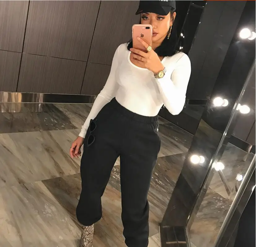 Однотонные уличные брюки на осень и зиму флисовые шаровары карго женские Теплые