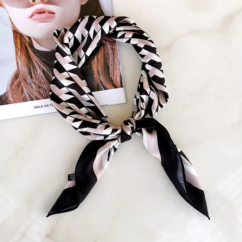 

Scarf New Design Sense Printing Line Simulation Silk Female Occupation Collocation Fashion Retro Wild Birthday Gift Accessories