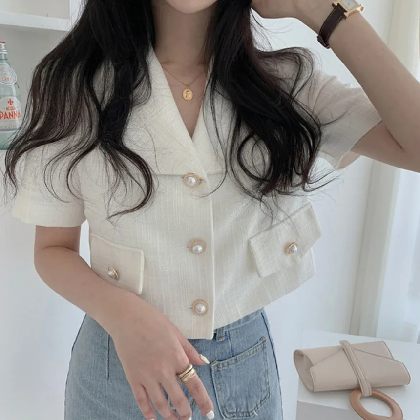 

Fashion White Short Coat Women Short Sleeve Casual Blazer Female Loose Chic Clothes Woman Minimalist Ladies Jackets