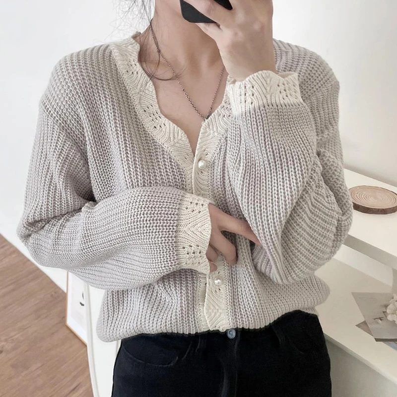 

Cardigan Sweater Women 2021 Korean Fashion Elegant Gentle V-neck Chic Lace Contrast Design Button Loose Knit Cardigans Sweaters