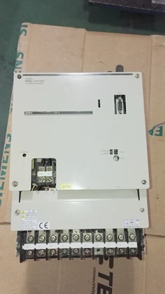 Omron сервопривод R88D-UT110V б/у | Инструменты
