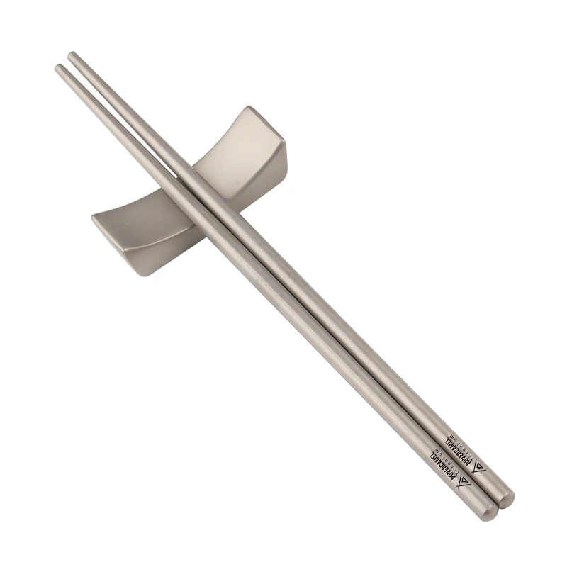 

1 Pair Chopsticks Lightweight Pure Titanium Portable Reusable Food Sticks Food Chopsticks for Outdoor Home Camping Use