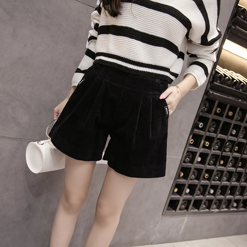 

Women Shorts Korean Version of The New Winter Plus Size High-Waist Corduroy Shorts Loose Fashion Casual Shorts