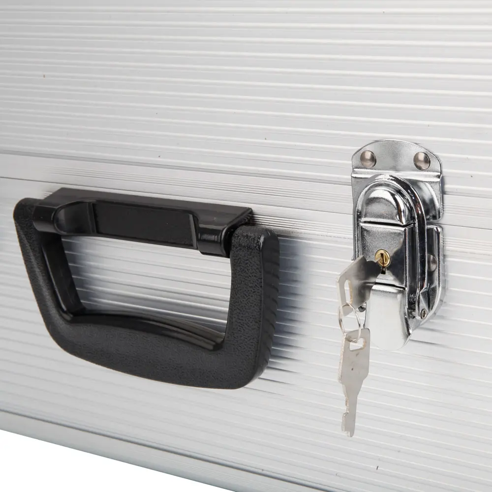 

Makeup Storage Box Portable Aluminum with Keys White180821203