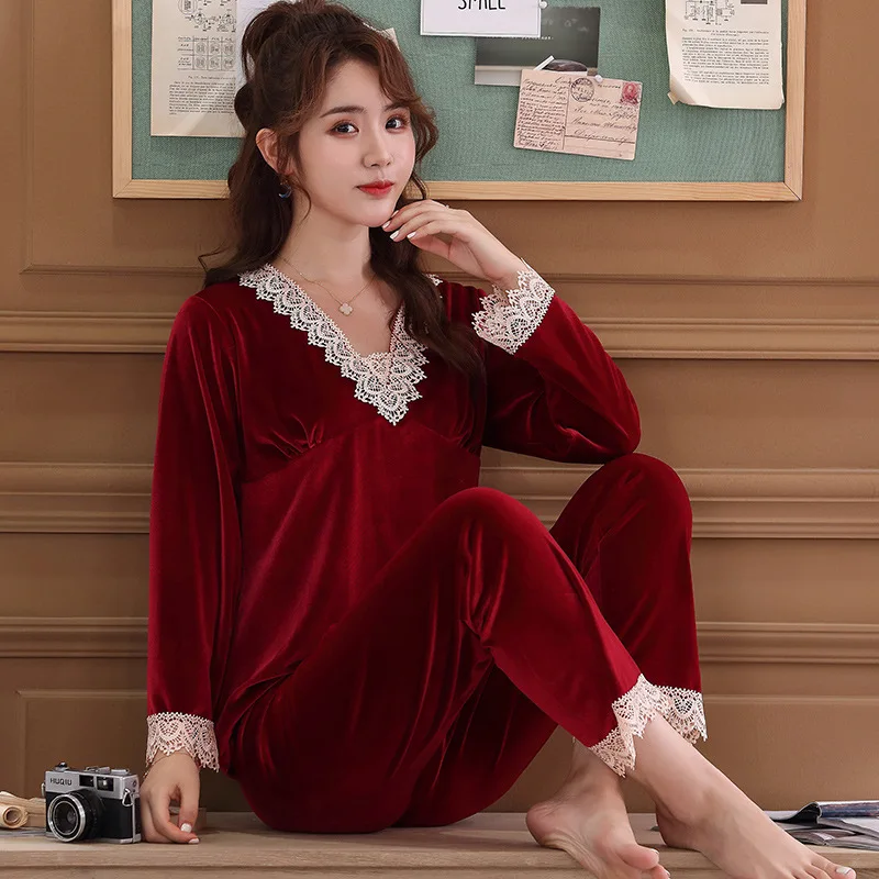 

Autumn Winter Gold Velvet Pajamas Sets Sexy Lace Trim Pullover Warm Long Sleeve Pants 2Pcs Homewear Pijama Velour Pyjamas Suit