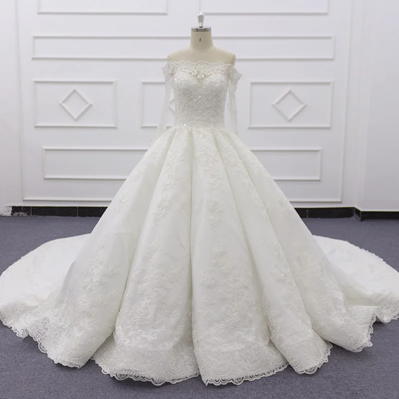 

Molanda Hung Luxury Wedding Dress Appliques Beaded Ball Gown Sweetheart Robe De Mariee Off-Shoulder Illusion Draped Lace SJ231