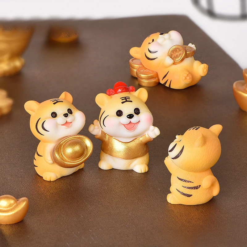 

1PC 2022 New Resin Micro Landscape Tiger Miniature Figurine Desktop Statues Garden Ornament DIY New Year Home Decor Accessories