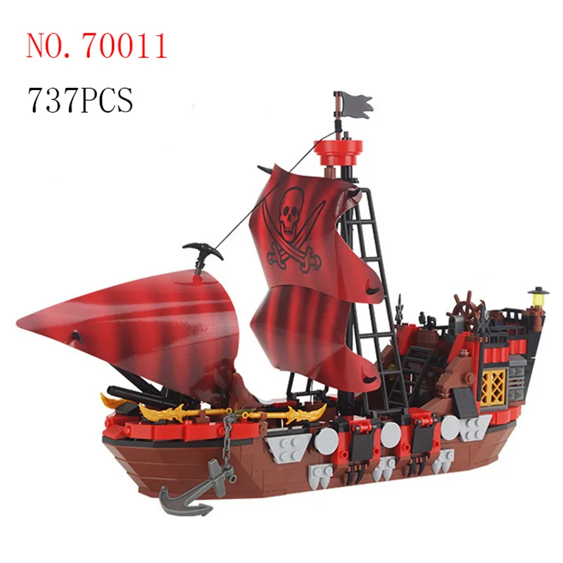 

70011 737PCS Pirates of the Caribbean Ship battle of the king Model Building Blocks Boat Enlighten Bricks Boat Toys Kids Gift