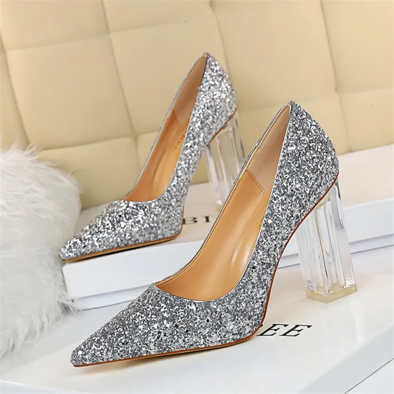 

European and American fashion transparent crystal with thick and high heels shallow mouth pointed sexy nightclub sparkle shoes