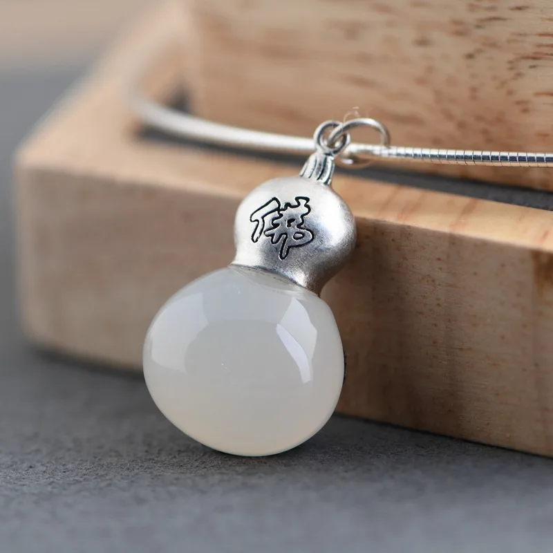 Кулон из серебра 990 пробы с собакой на удачу | Украшения и аксессуары