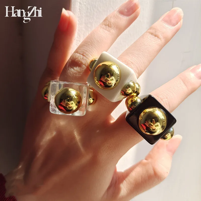 

HANGZHI 2021 Transparent Clear Acrylic Resin Geometric Square Gold Metal Rings for Women Girls Party Jewelry Gifts