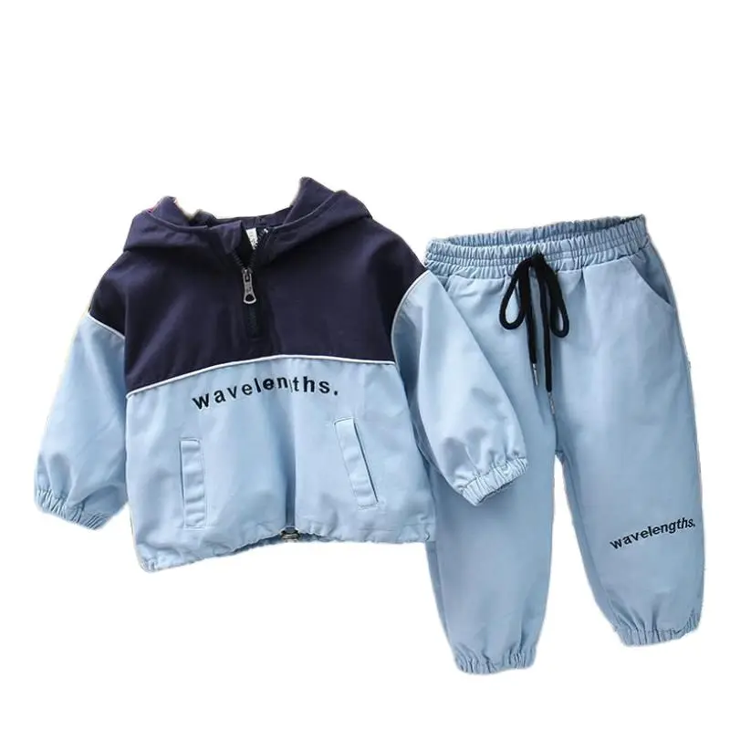 Комплект спортивной одежды с капюшоном для мальчиков весна-осень От 2 до 8 лет |